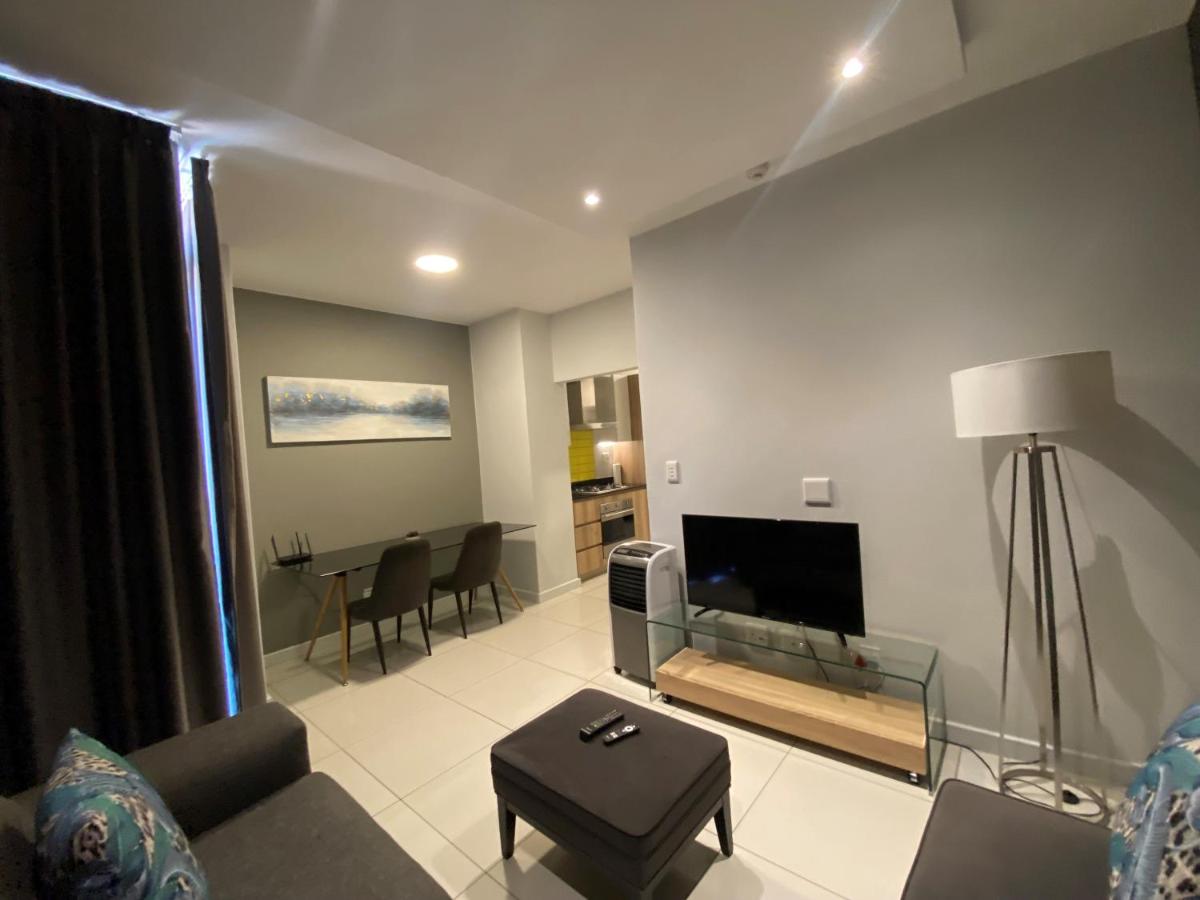 Easy Stay - The Median Rosebank - Housity