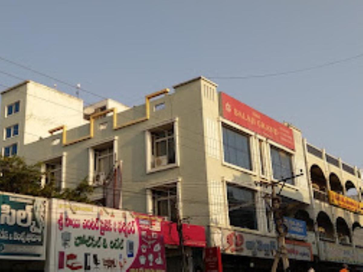 Hotel Balaji Grand Telangana - Housity