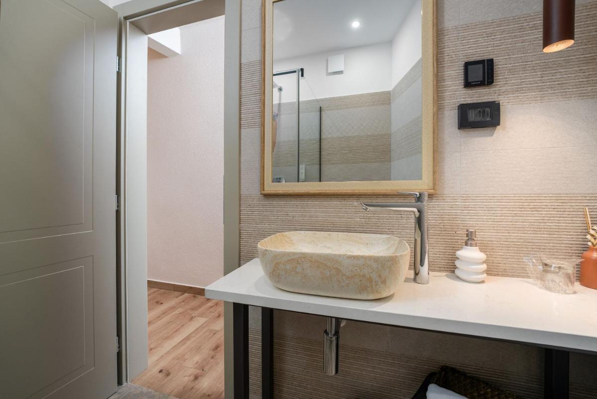 Della Croce Bed&Breakfast - Housity
