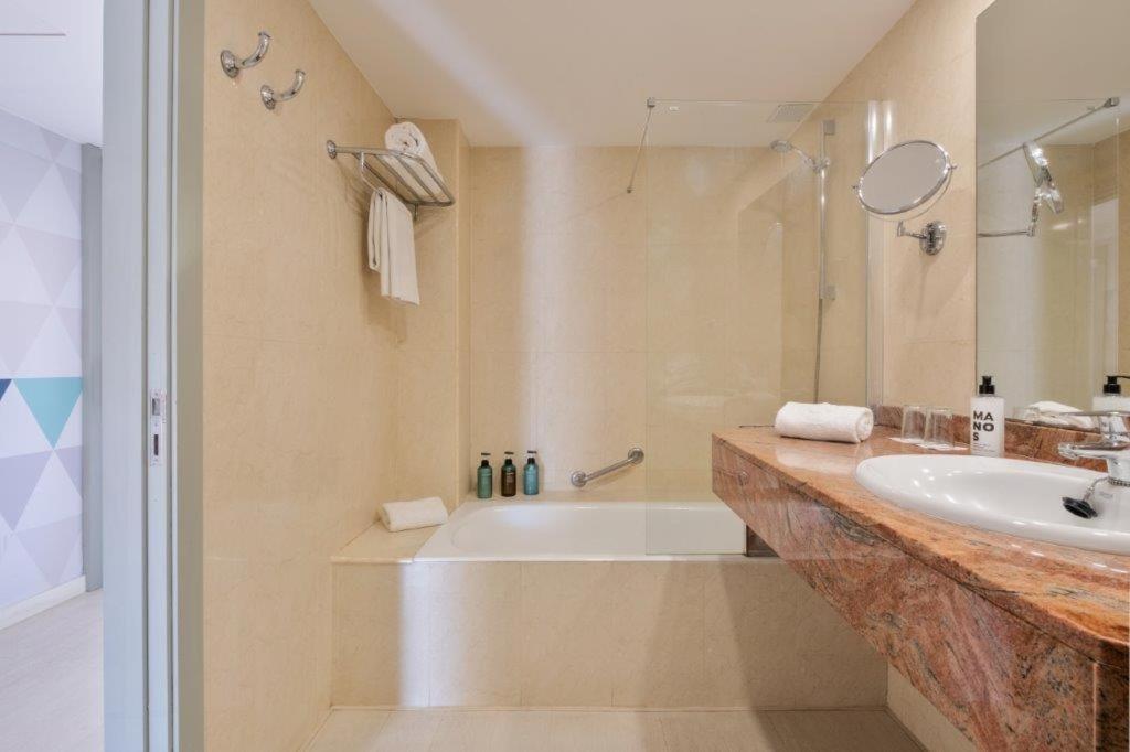 Un baño de Aparthotel Duva & Spa