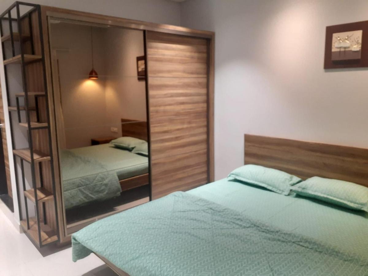 Suitetrails - 1 BHK PENTHOUSE in Banjara Hills