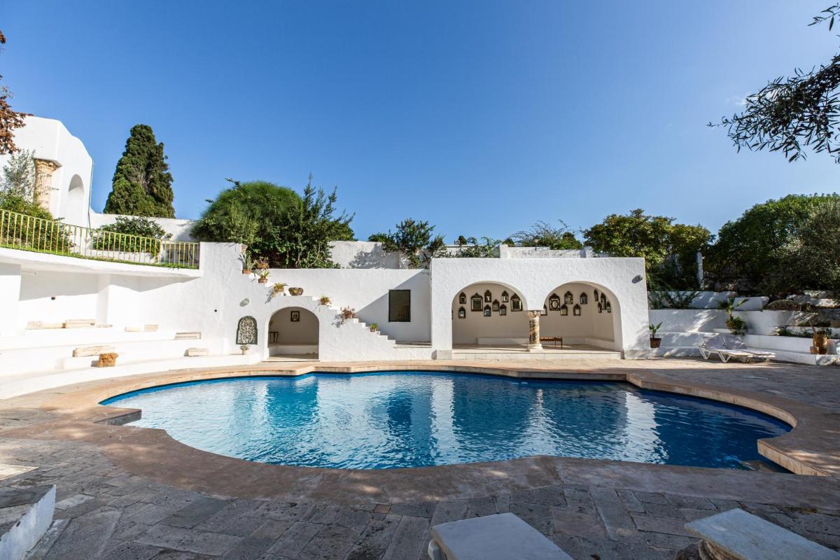 Si Brahim studio piscine, Sidi Bou Saïd - Housity