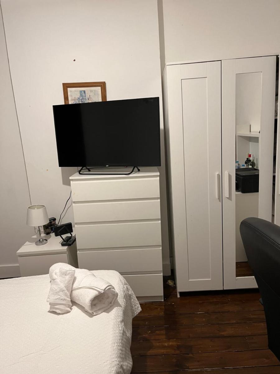 Cosy Double Room - Housity