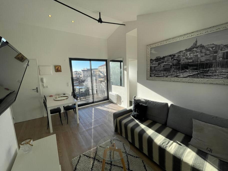 Superbe Appartement Grande Terrasse vue Notre Dame - Housity
