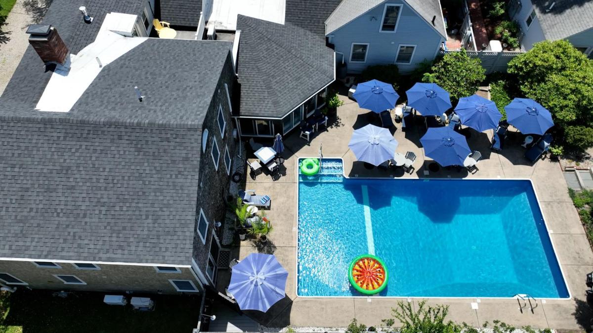 The Platinum Pebble Boutique Inn - Adults Only Property - Housity