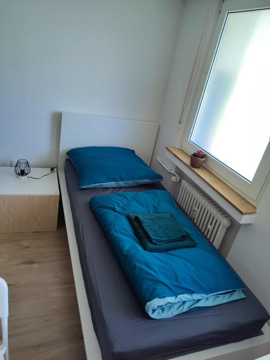 Moderne Ferienwohnung Messe Monteurwohnung Business Appartement Ratingen 4-5 P, Flughafen Düsseldorf - Housity