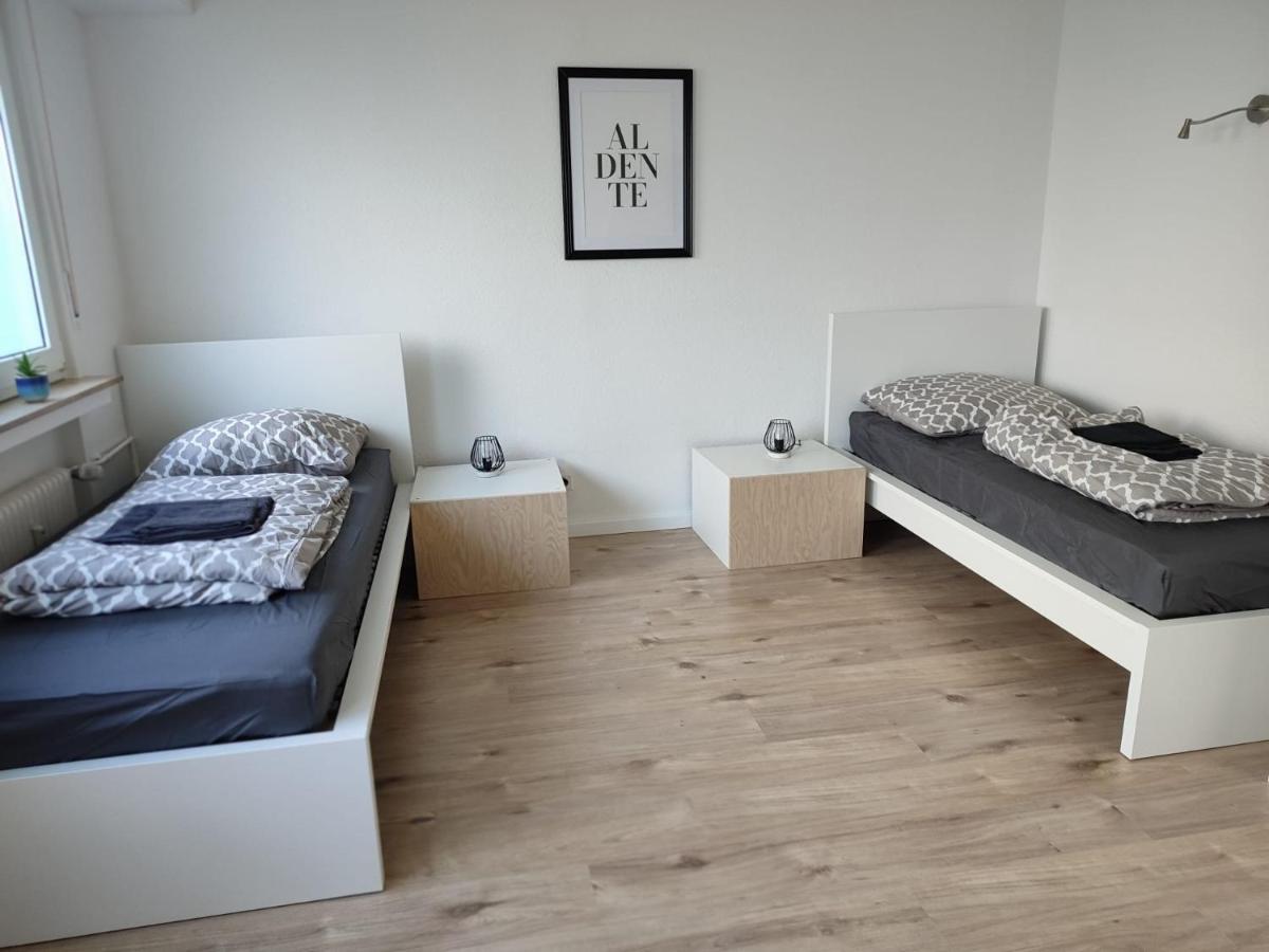 Moderne Ferienwohnung Messe Monteurwohnung Business Appartement Ratingen 4-5 P, Flughafen Düsseldorf - Housity