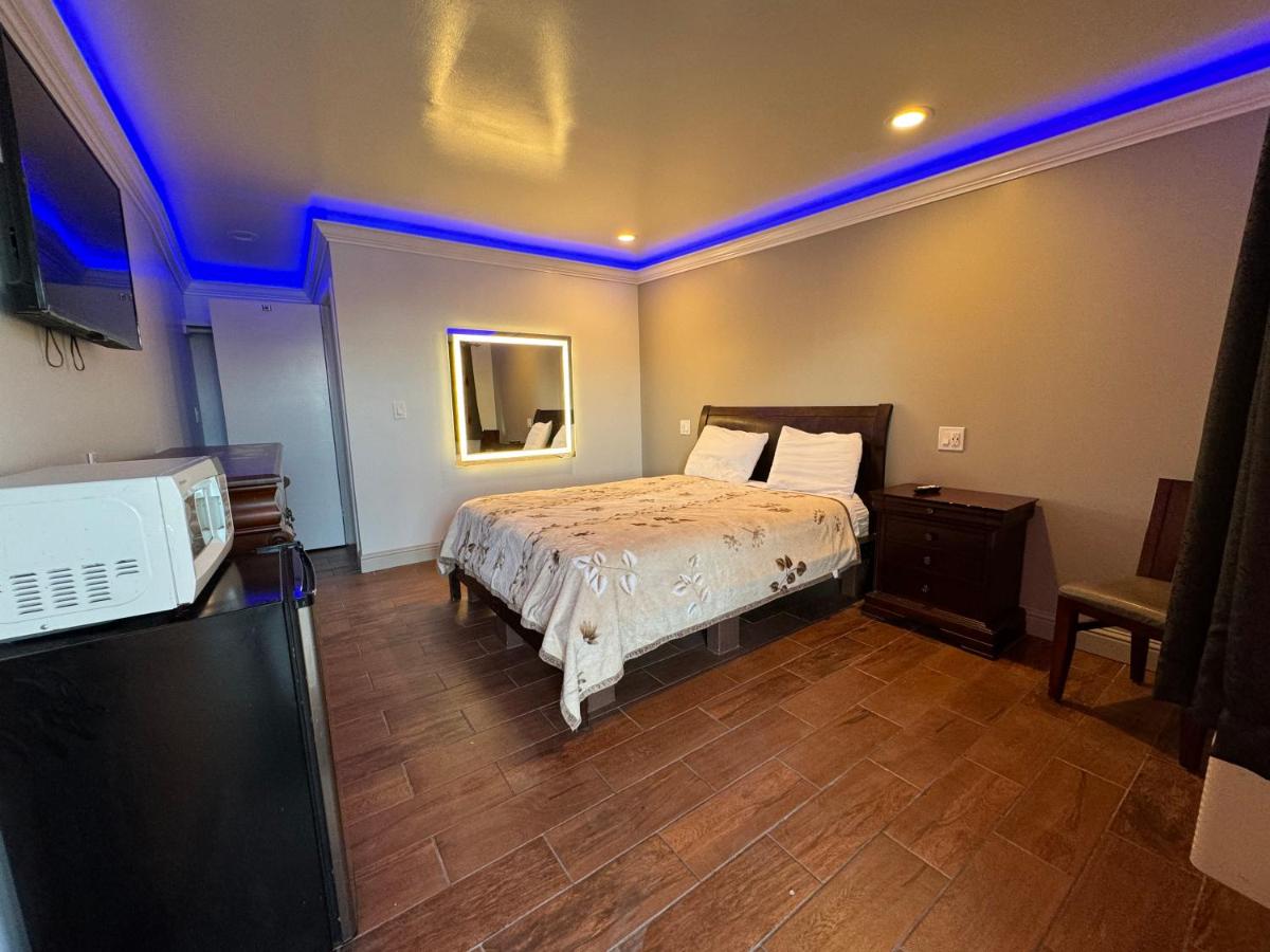 Travel Inn - Housity