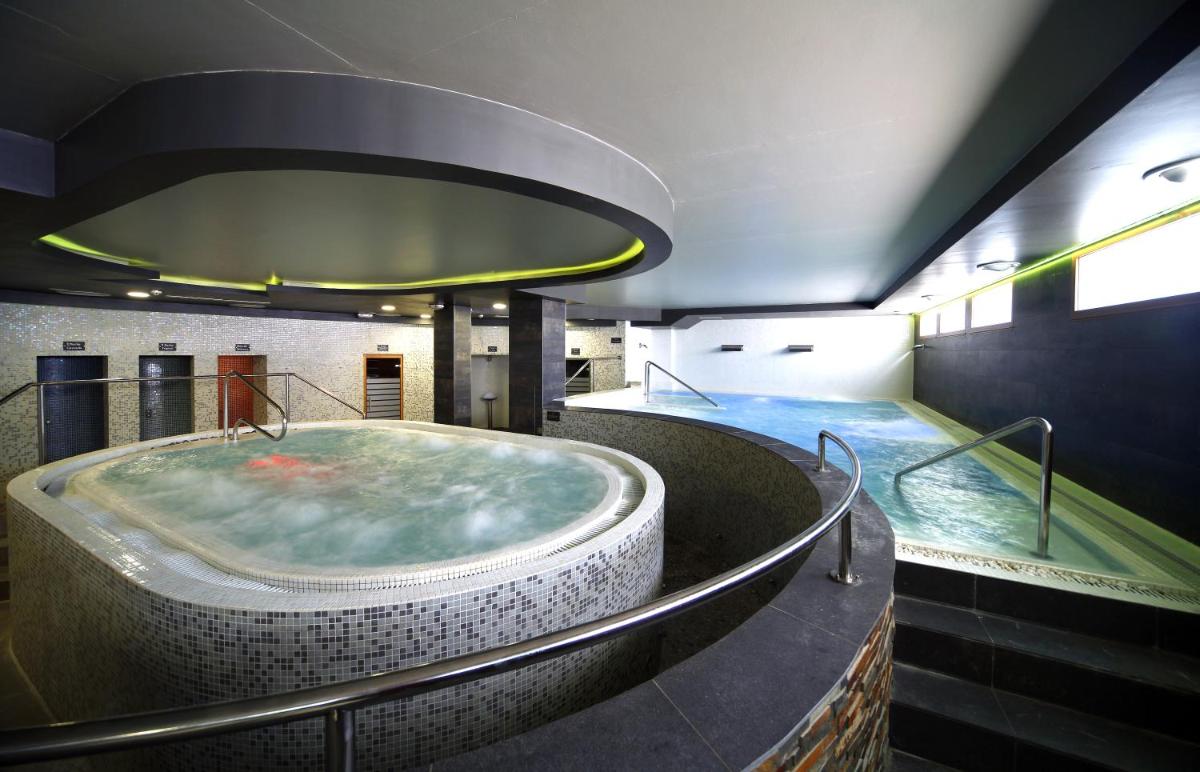Imagen de la galería de Apartahotel & Spa Jacetania, en Jaca