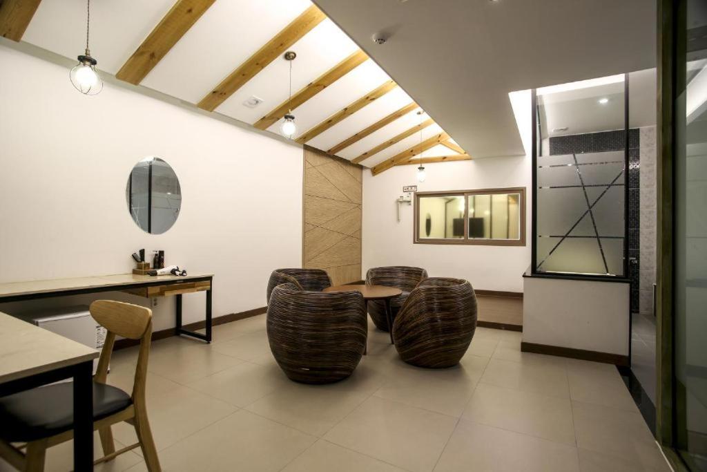 Suitetrails - Hotel The Jaja