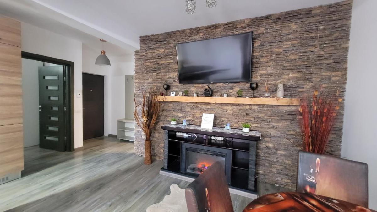 Riccardos's Holiday - Housity