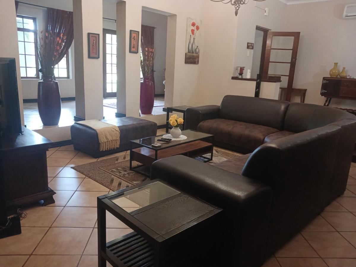 Africa Dawn Guesthouse - Hizvo