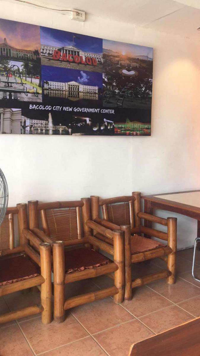 RedDoorz at Rio Bella Lacson St Bacolod - Housity