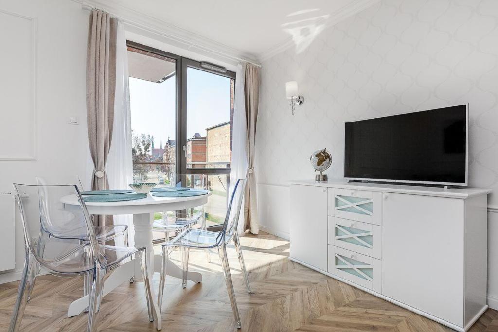 Flatbook - Old Town Deluxe Apartments with Sauna and Parking - Housity