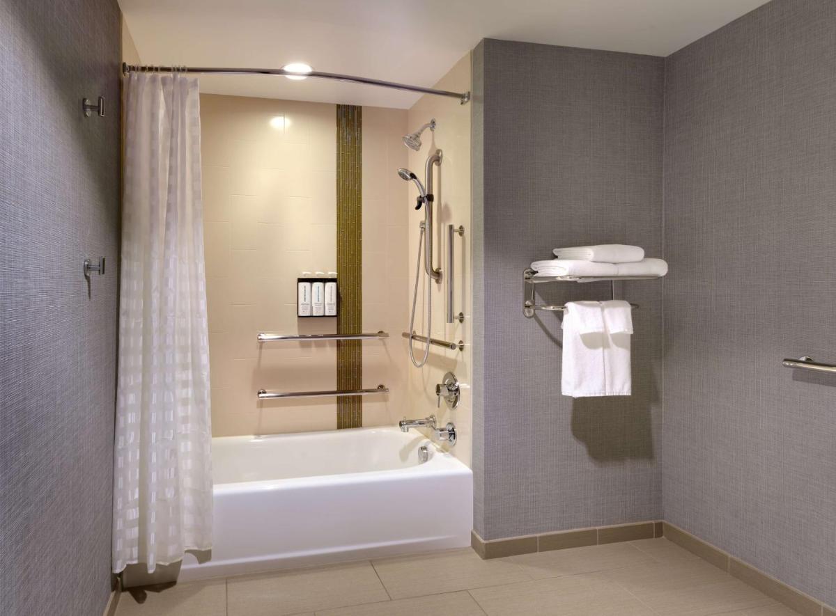 Hyatt Place Provo - Housity