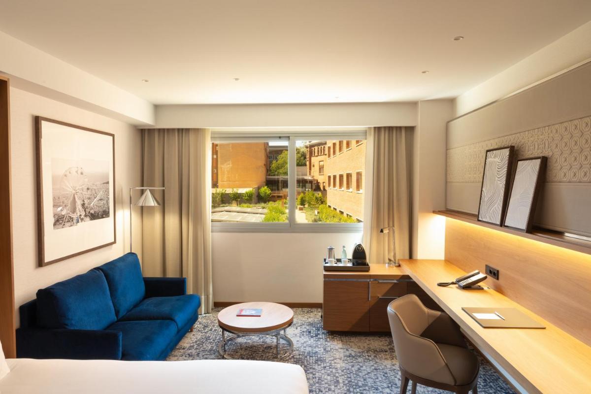 Zona de estar de InterContinental Barcelona by IHG