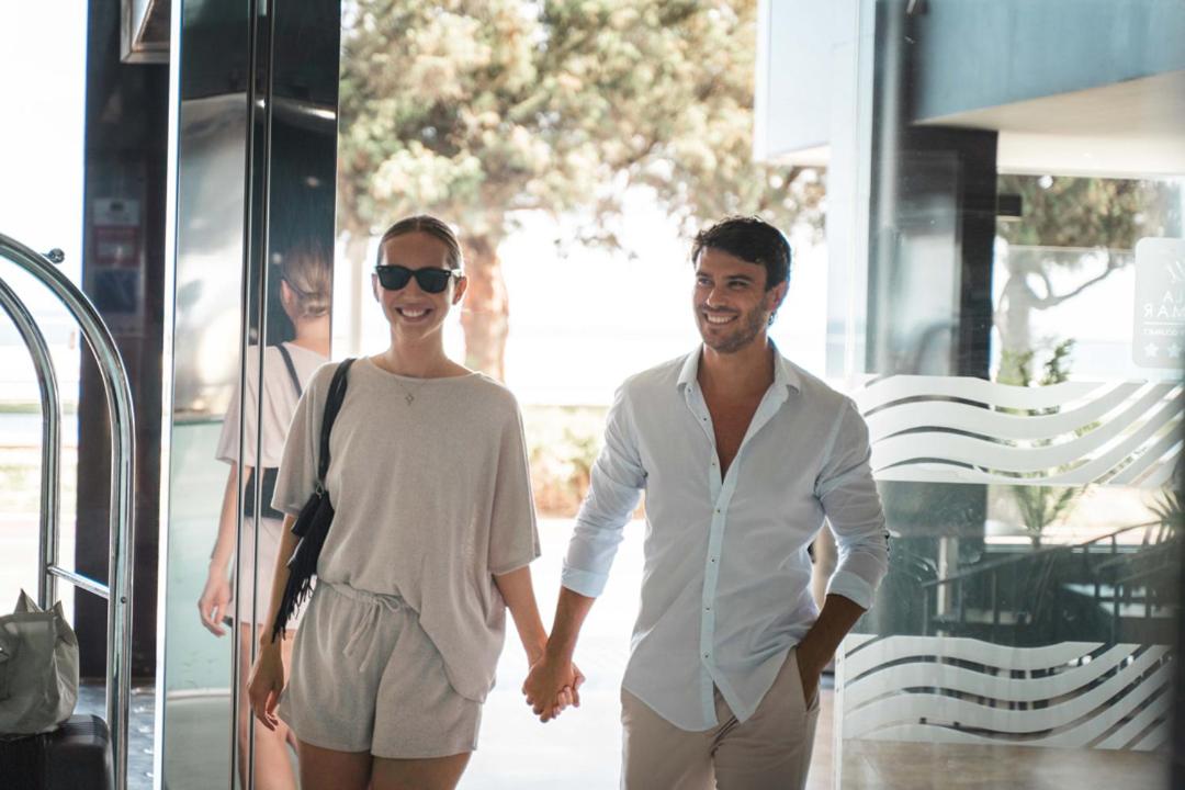 Clientes alojados en Hotel Villa del Mar