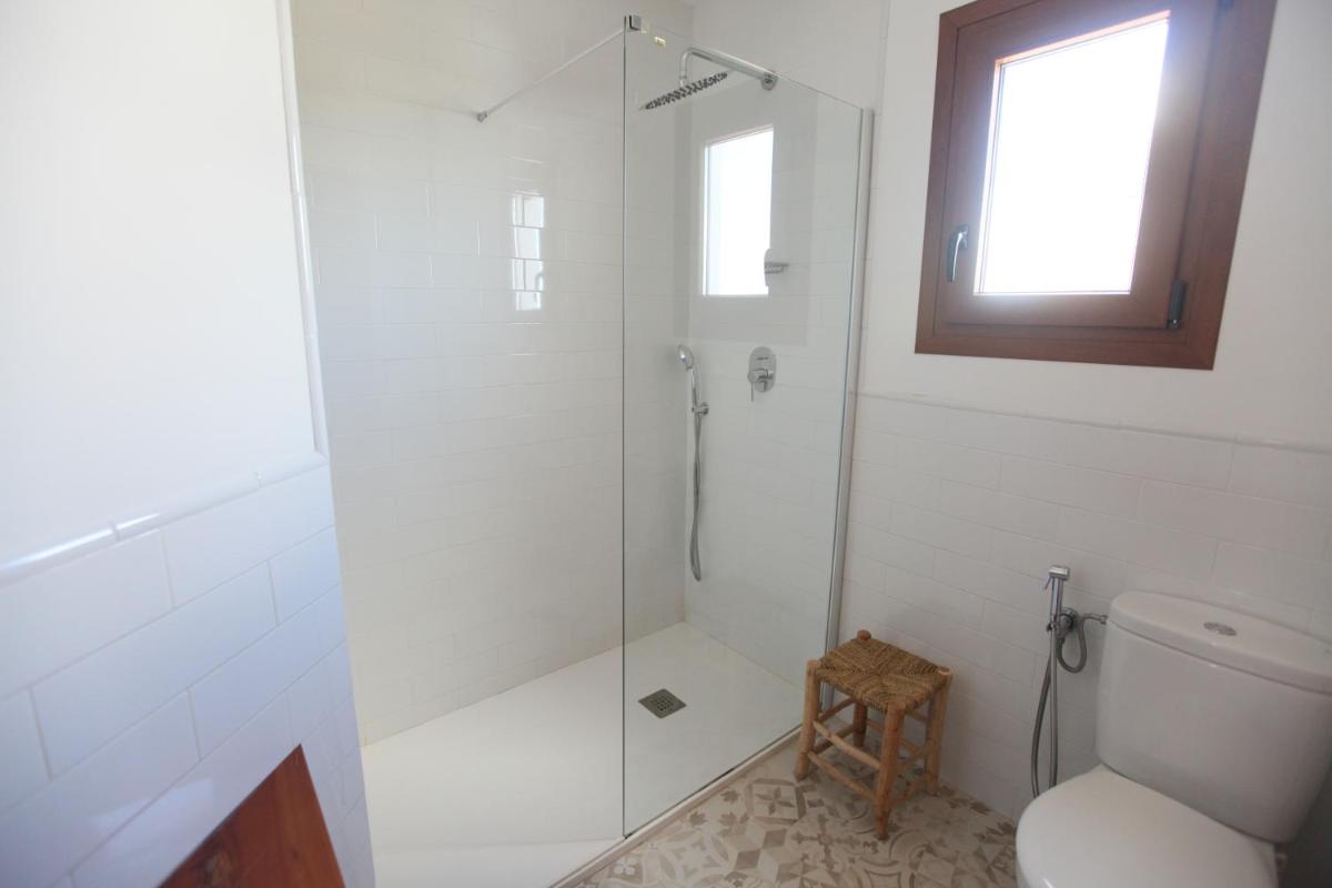 Hostal Marblau Ibiza - Housity