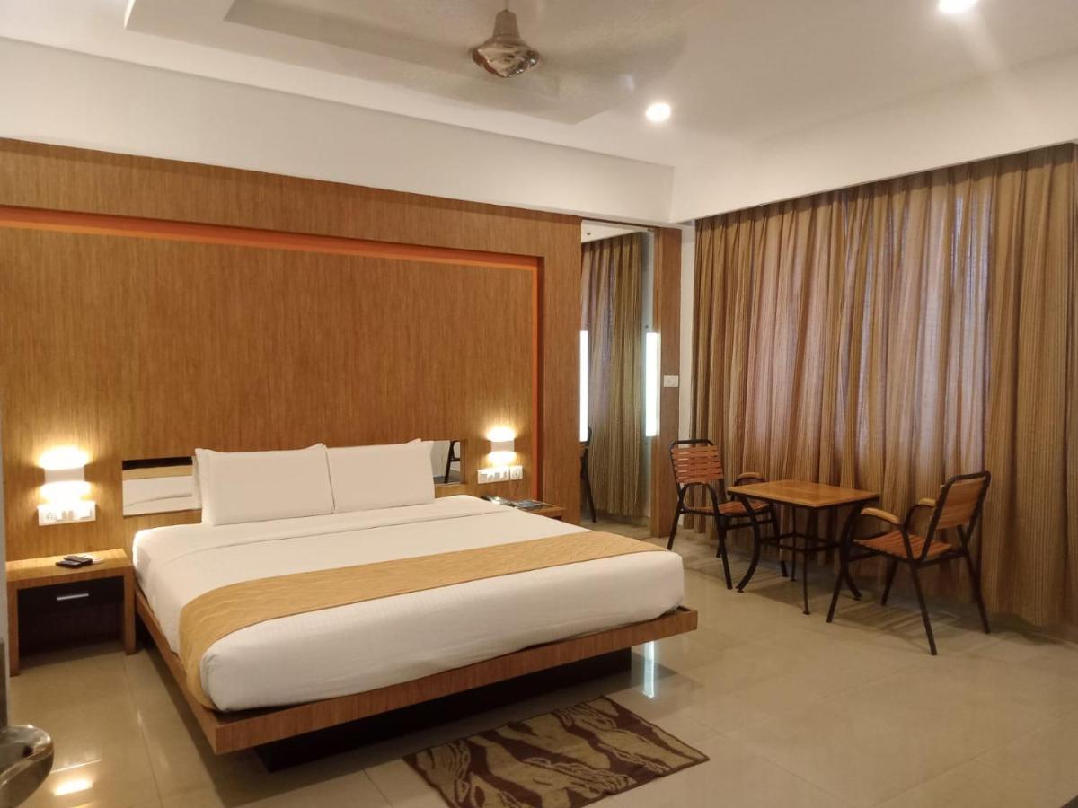 VS RESIDENCY - Housity