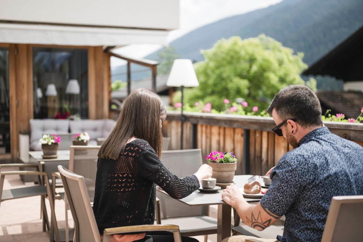 Familienhotel Viktoria - Housity