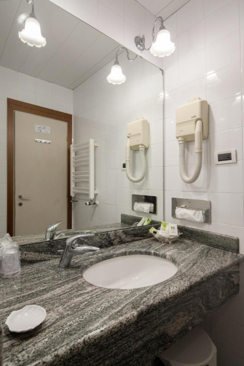 Hotel Clelia - Housity