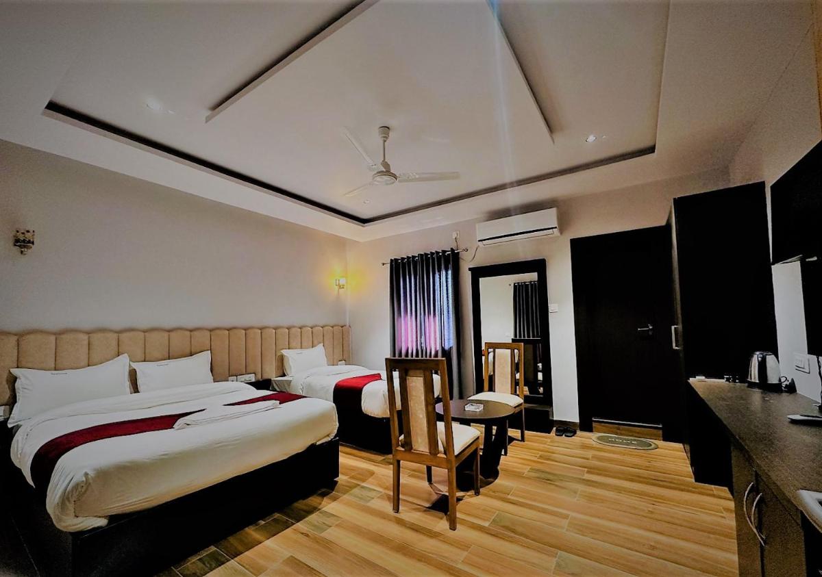Hotel Rosewood - Housity
