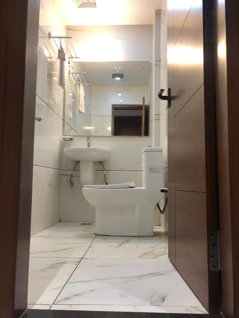 Hotel Rosewood - Housity