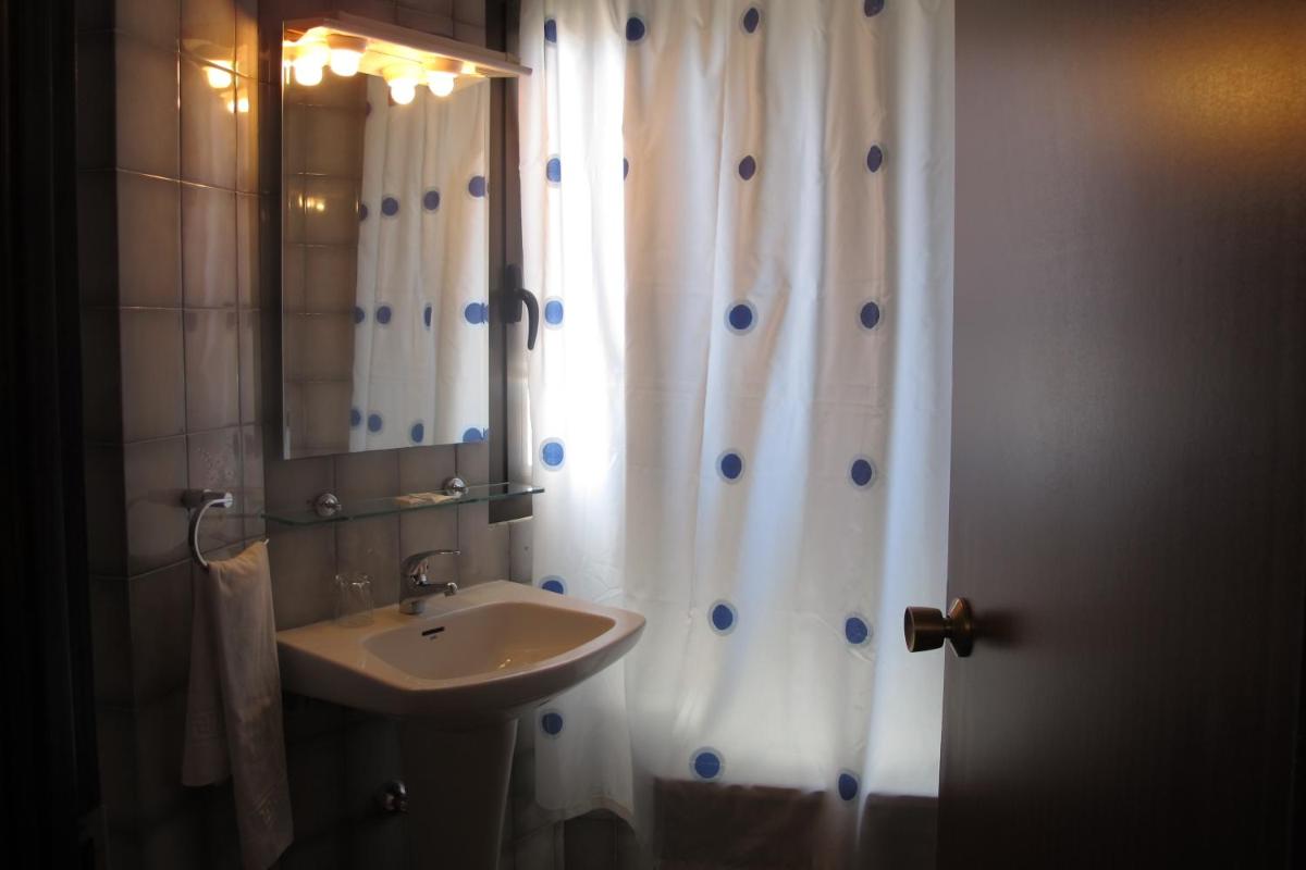 Hostal Casa Pepe - Housity