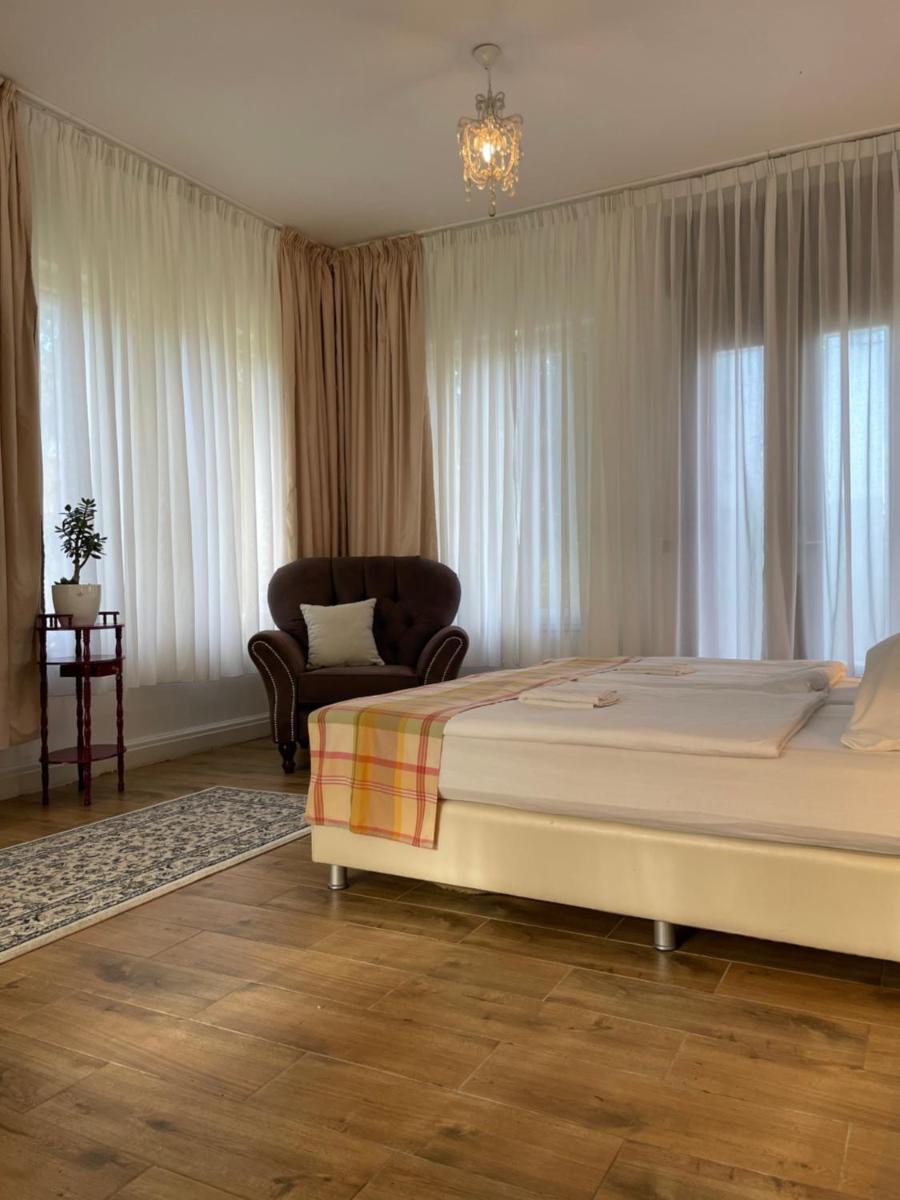 Pension zum Landhaus - Housity