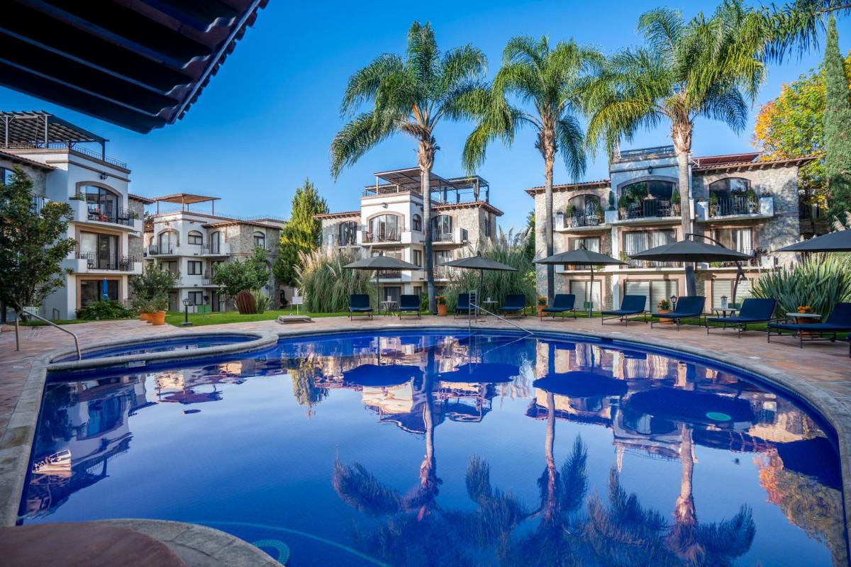 Gated Community Home, Parking, Pool, Tennis court - Housity
