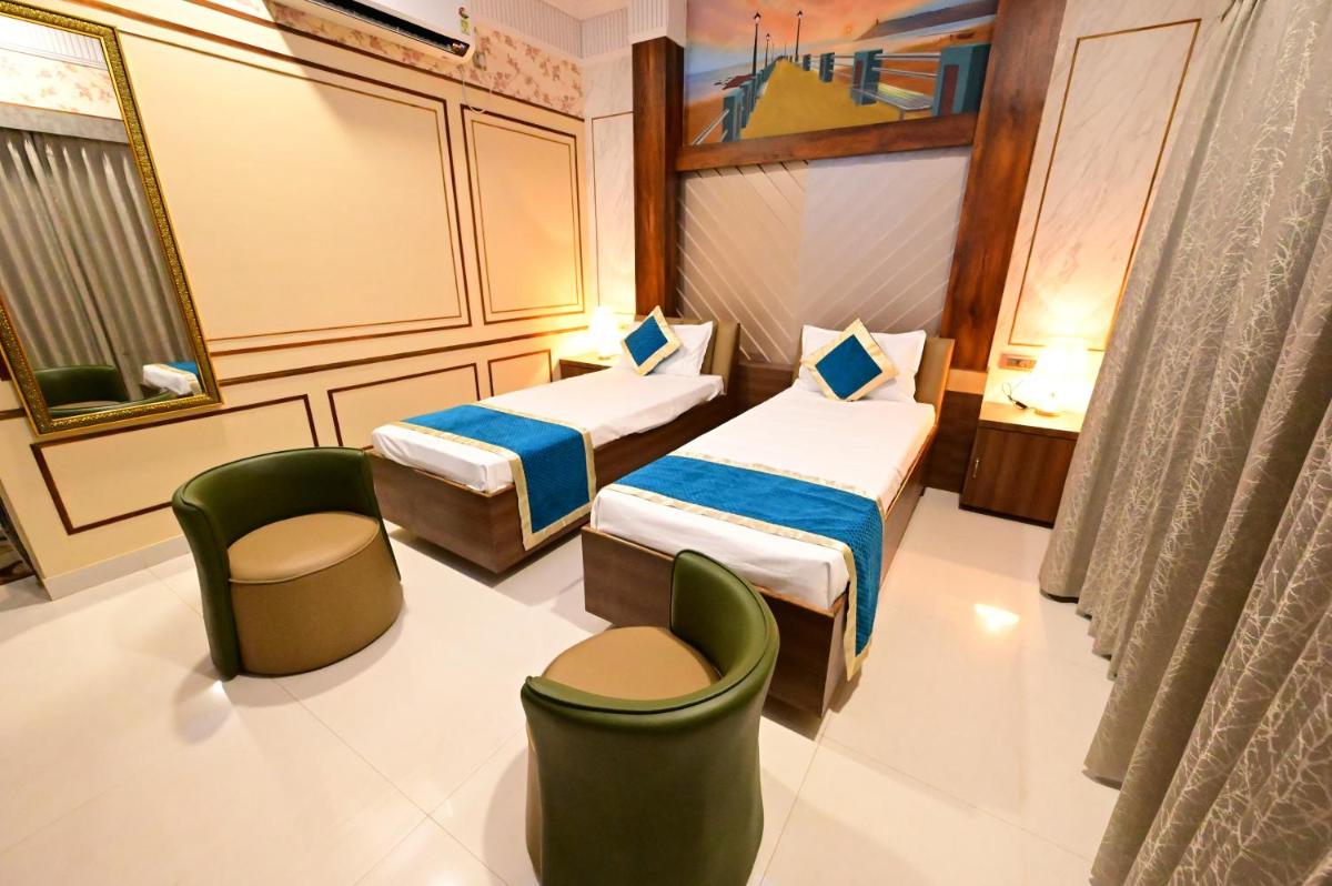 Suitetrails - Sawant Palace Hotel
