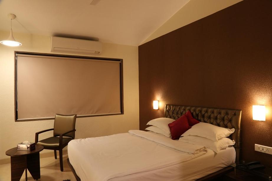 Meritas Seawind Beach Resort, Shrivardhan - Housity