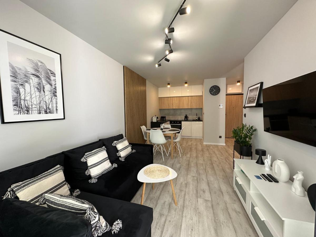 Villa Neptun Gdańsk 5 1 9 1 0 2 1 3 0 - Housity
