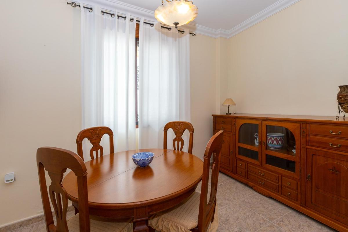 Ardales House - Housity