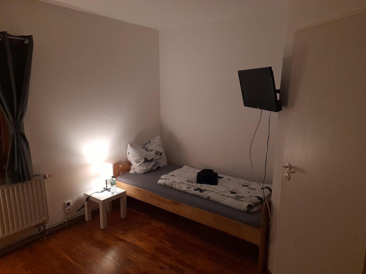 Pension Schwalbenhof Bartos - Housity