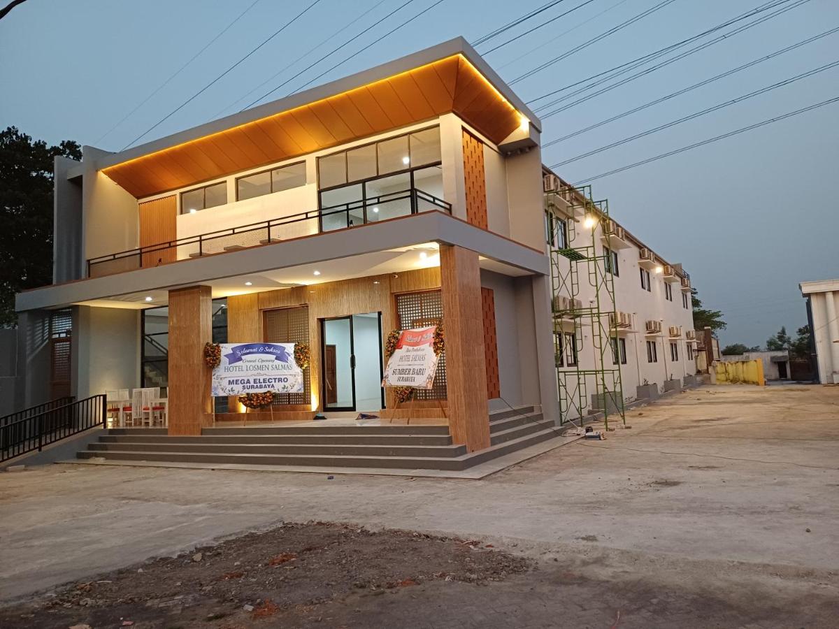 Hotel Salmas Bypass Mojokerto - Housity
