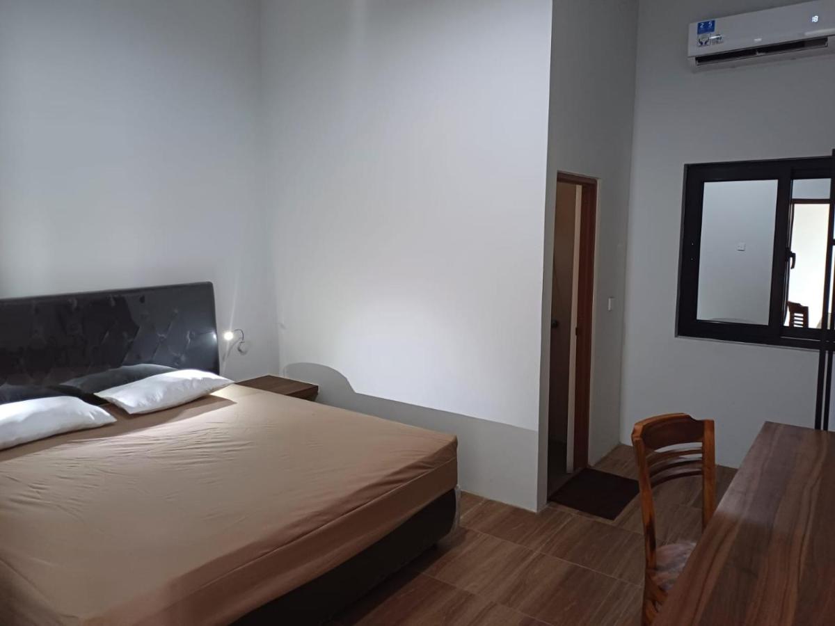 Hotel Salmas Bypass Mojokerto - Housity