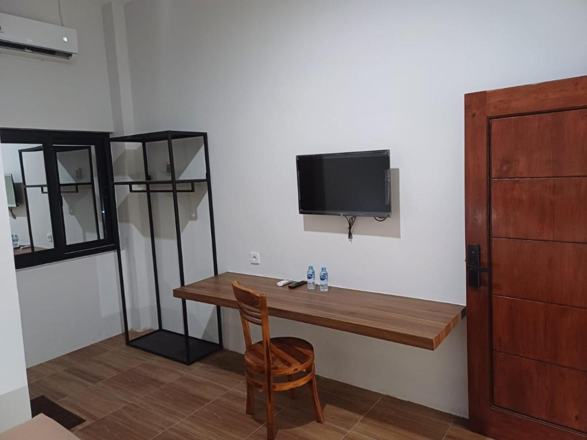 Hotel Salmas Bypass Mojokerto - Housity