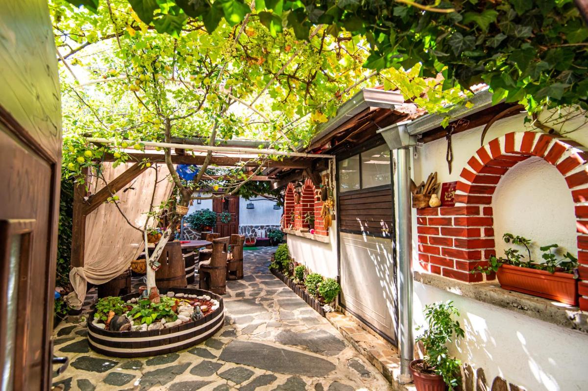 Къща за гости Плевнята - Housity