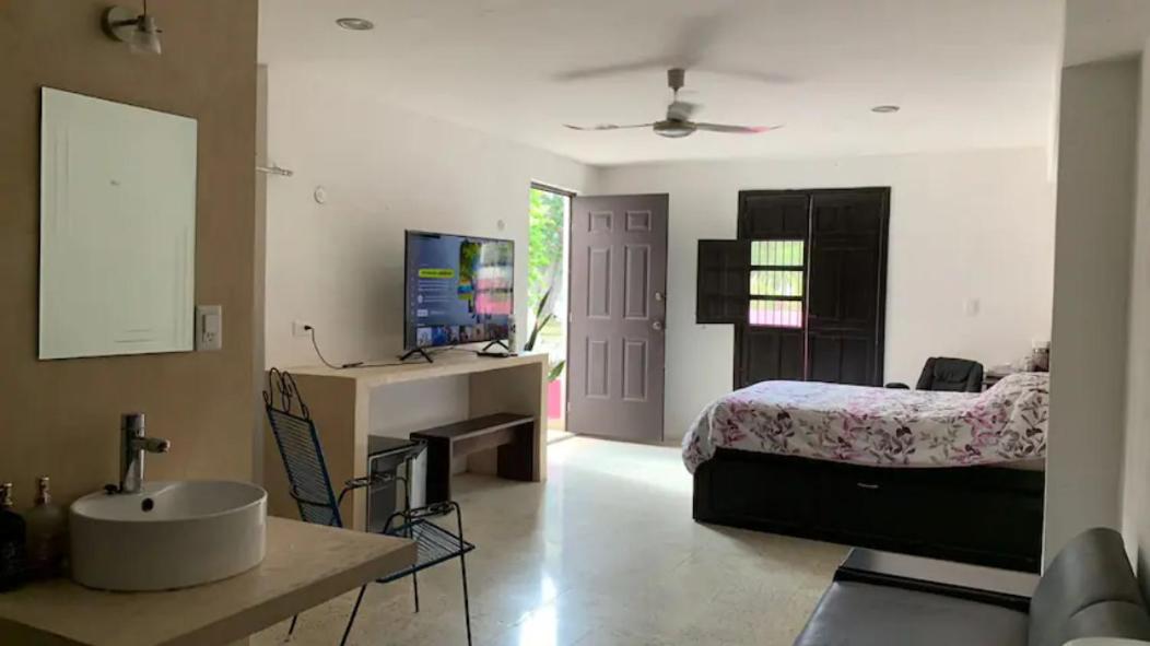 Hostal Rosa Mexicano - Housity