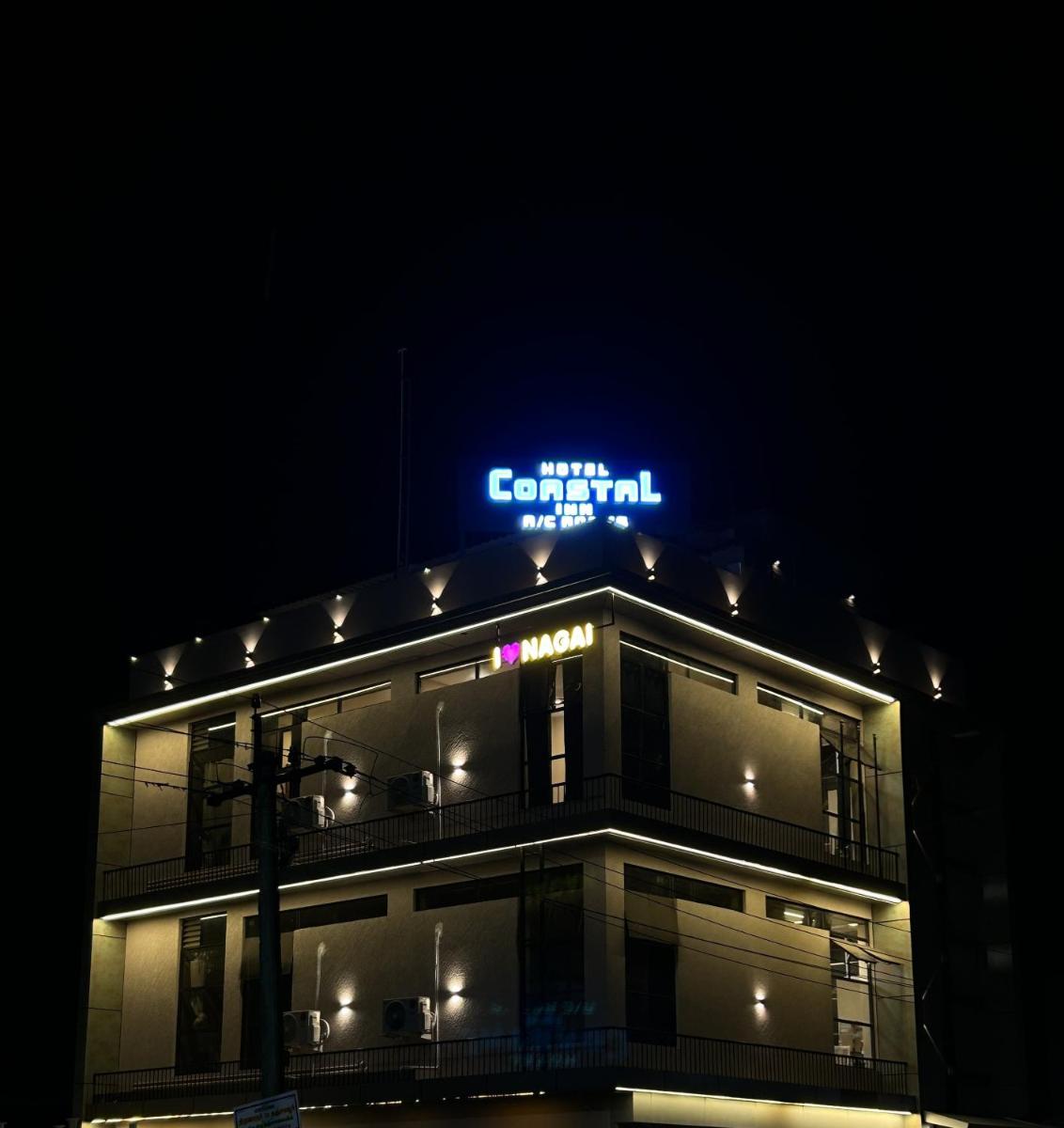 HOTEL COASTAL INN - Housity