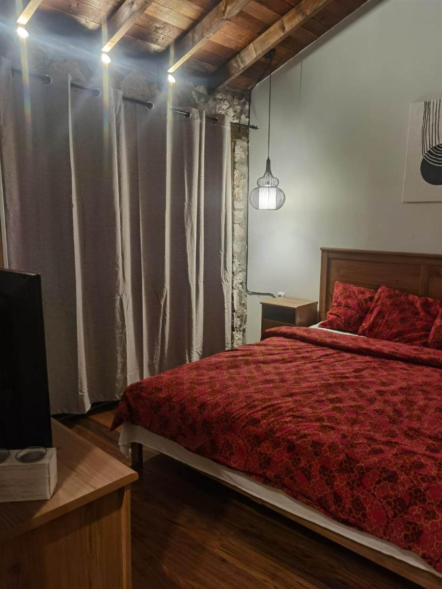Traditional Stone Cottage in Palio Elatohori - Housity