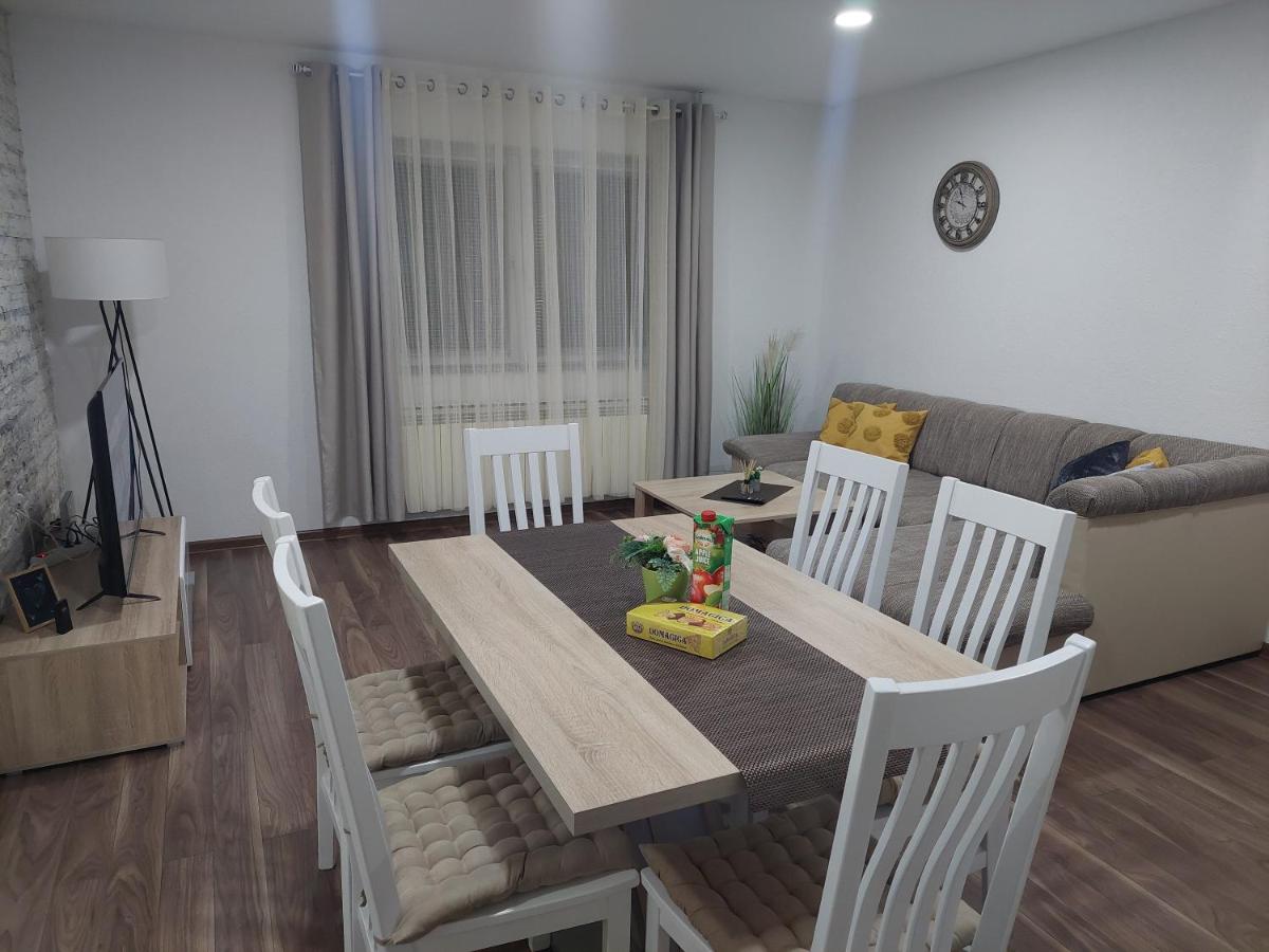 Apartman Danijela - Housity