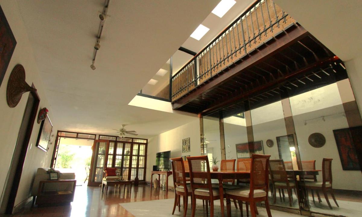 DUPLEXU PANAMA Homestay - Housity