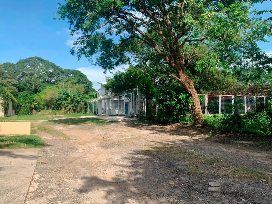 Casa Buda Liberia Cerca del Aeropuerto - Housity