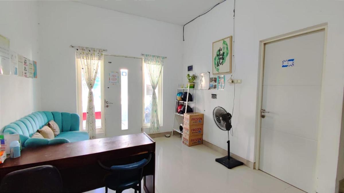Surabaya Homey near Airport (Sharia) - Housity