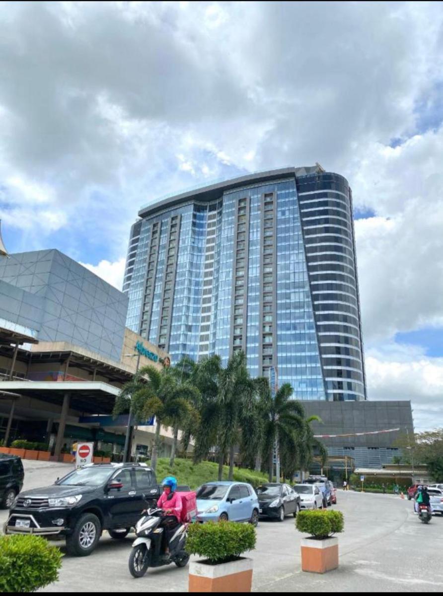 Suitetrails - Aeon Towers Condotel