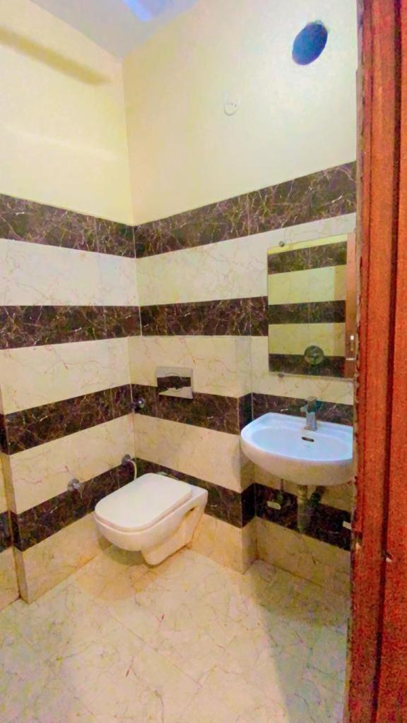 MGHROOMS - Housity