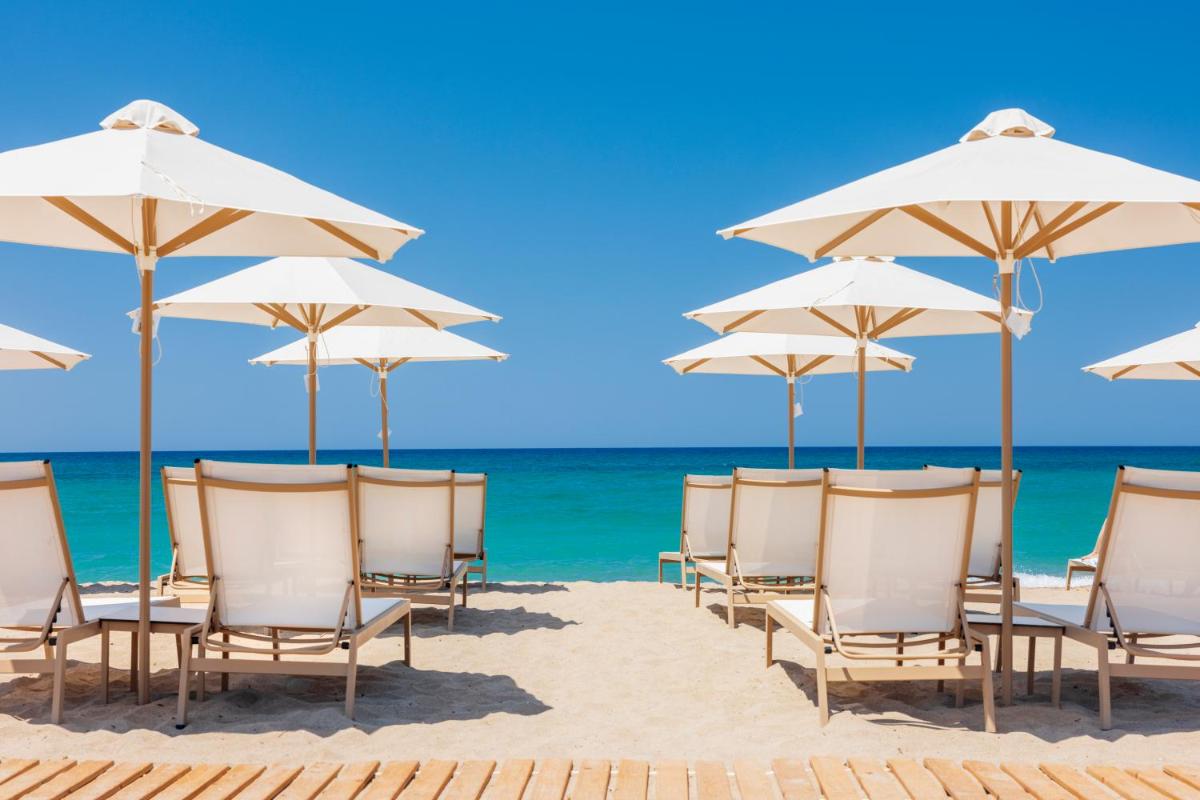 Calla Luxury Seafront Suites - Housity
