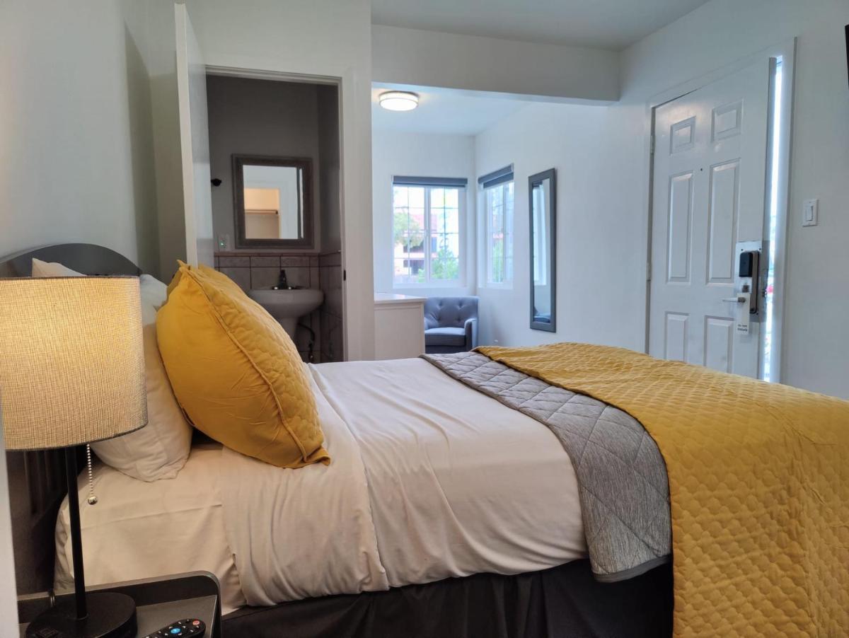 Ocean Park Inn - Housity